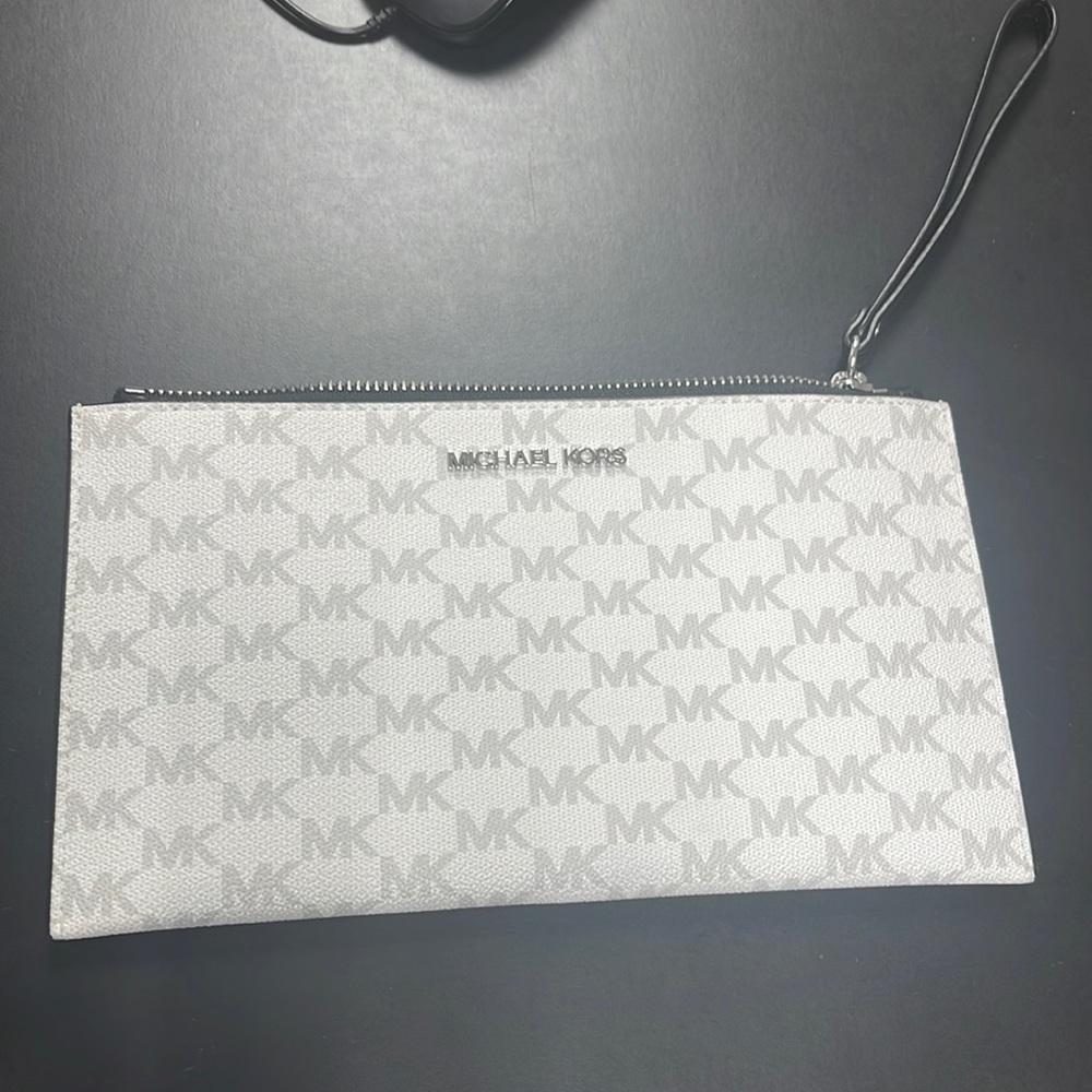 Michael Kors Textured Leather Large Wristlet/Clutch/Handbag